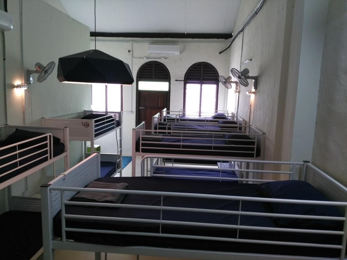 Vloft Backpackers Hostel Ipoh Exterior foto